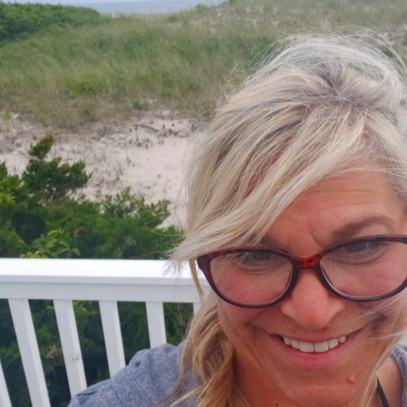 Meet your Posher, Wendy - Picture 5 of 6